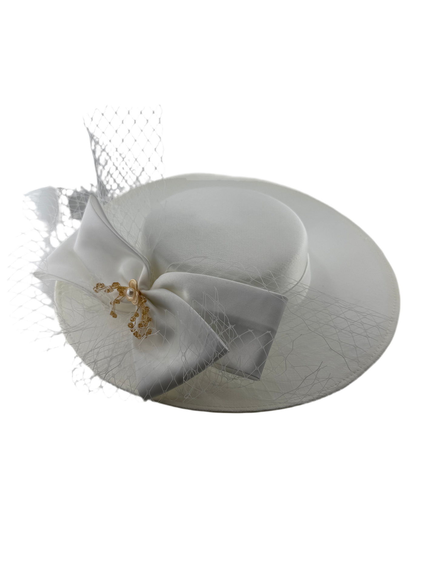 š¤ White Wide Brim Hat with Bow