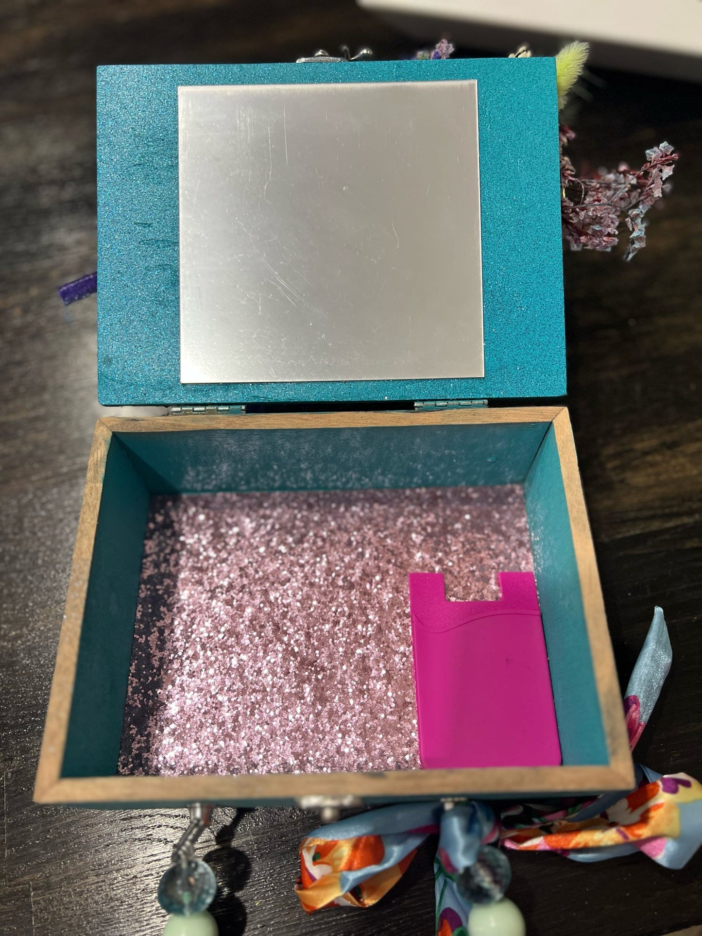 Flower Child, Cigar Box
Purse - Boho Road Trip Edition