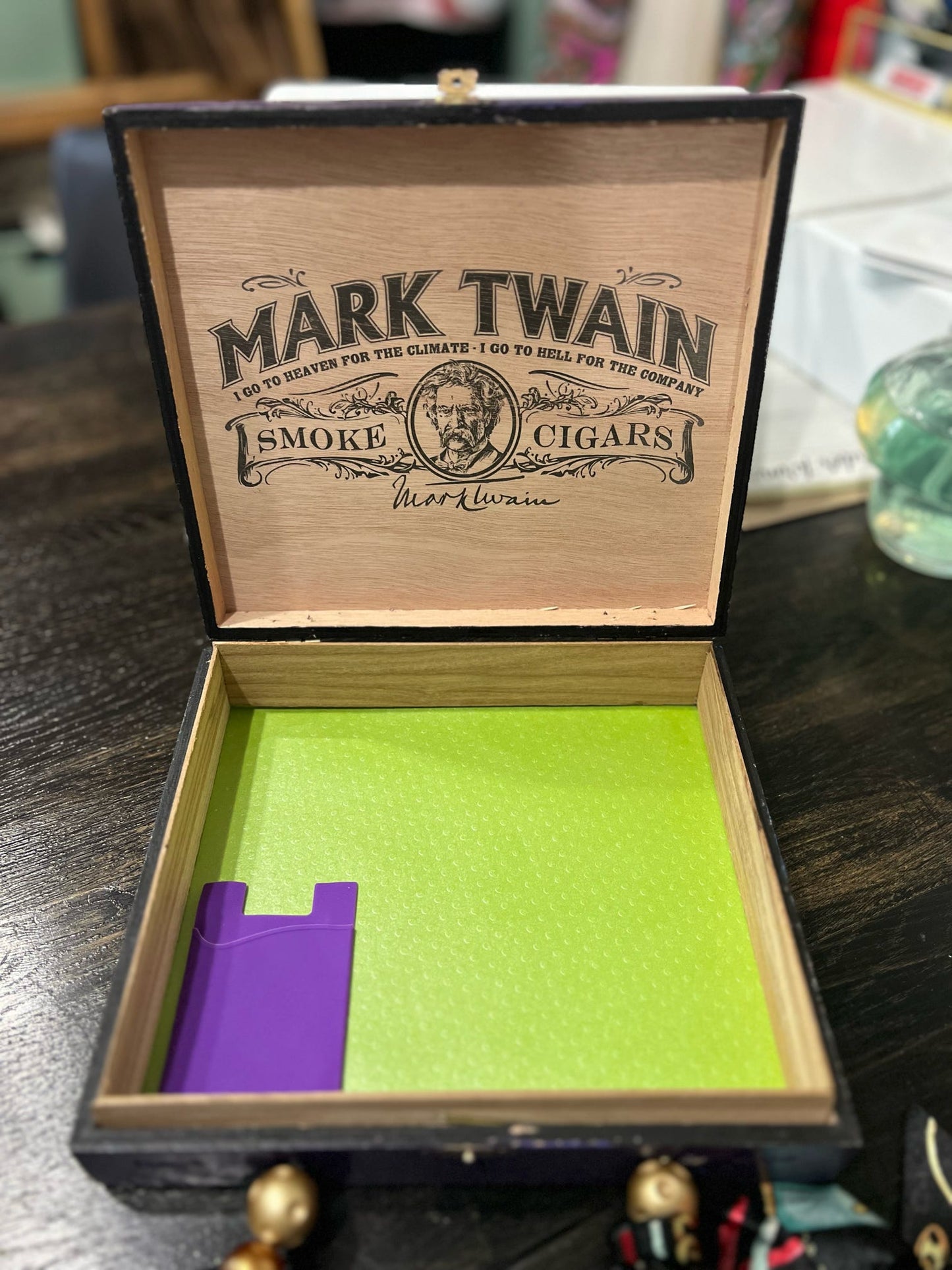 "Long Live the King" Elvis
Cigar Box Purse