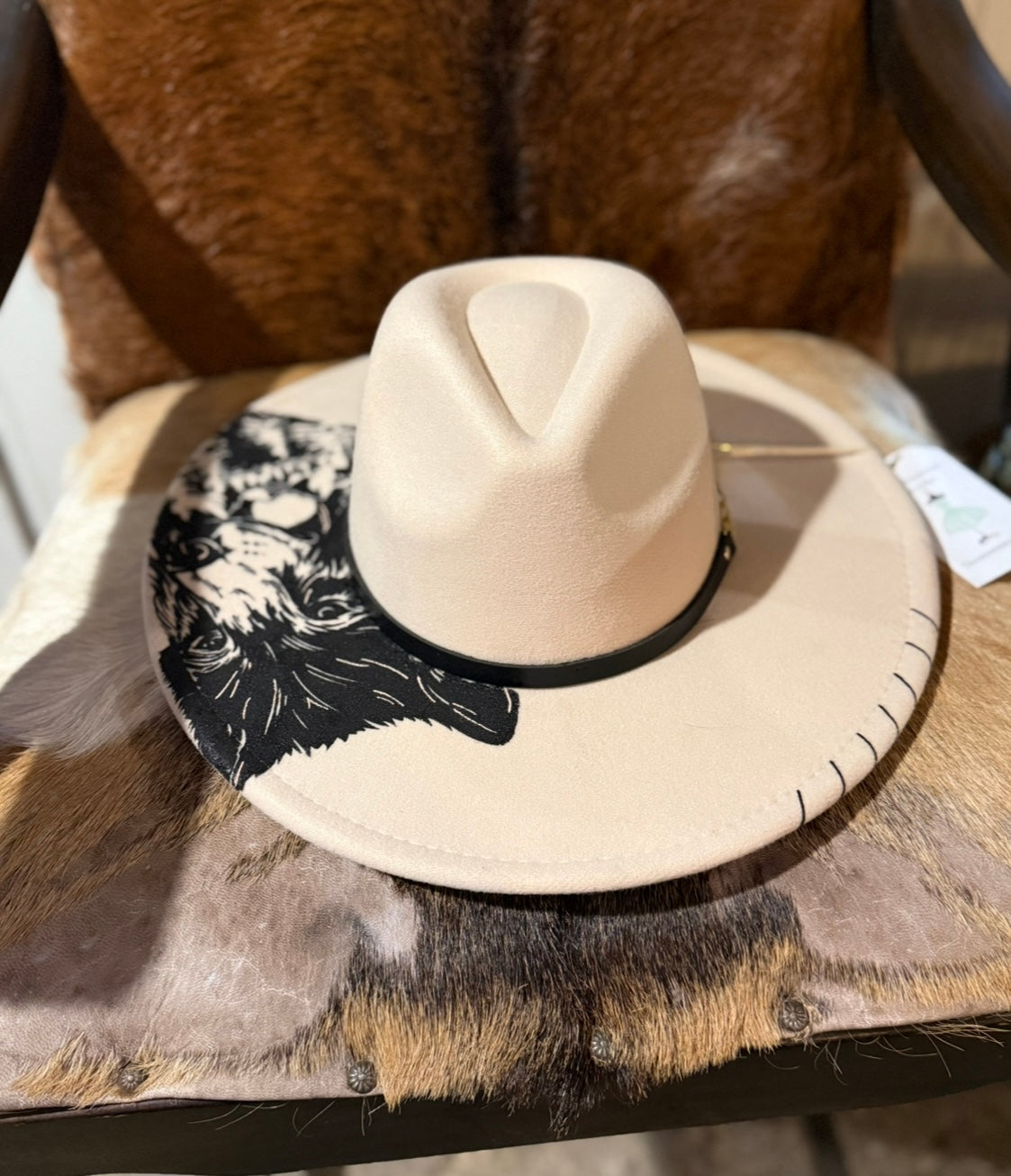 Hand-Painted Wolf Head Felt Rancher Hat - Unique Western Artistry -